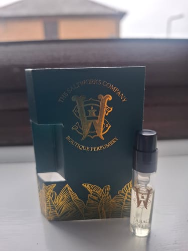Customer photo review of Tabac Soleil
