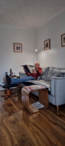 Customer photo review of Native Lighting - Lumina Floor Lamp (White - flexible goose neck LED light with 5 level lighting and 3 colour settings)