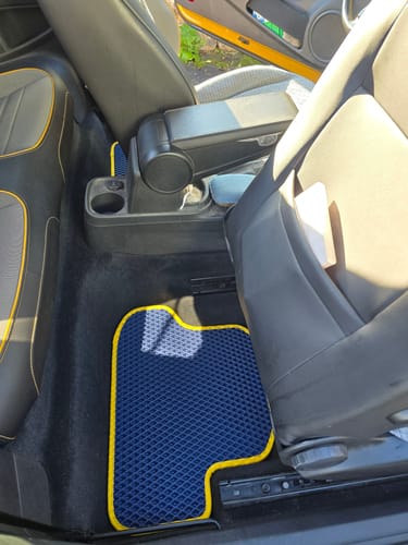 Customer photo review of Auto Fußmatten nach Maß - Komplettset