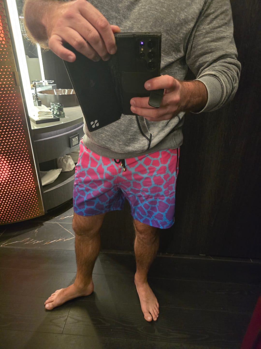 Customer photo review of Neon Orchid - Electric - 5"