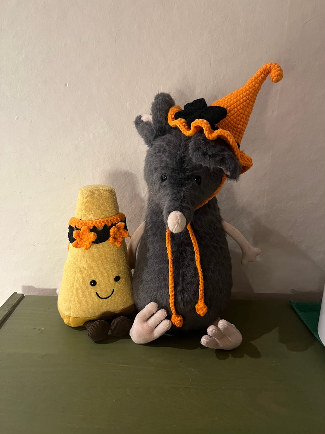 Customer photo review of Halloween Witch Hat & Collar Crochet Outfit for Jellycat Plush (Fits 15–18cm)