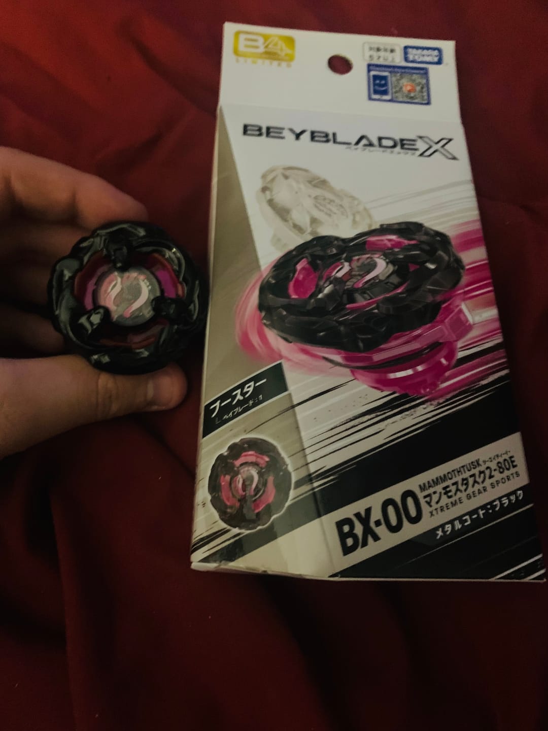 Customer photo review of Takara Tomy Beyblade X BX-00 Mammoth Tusk 2-80E - Metal Coat Black