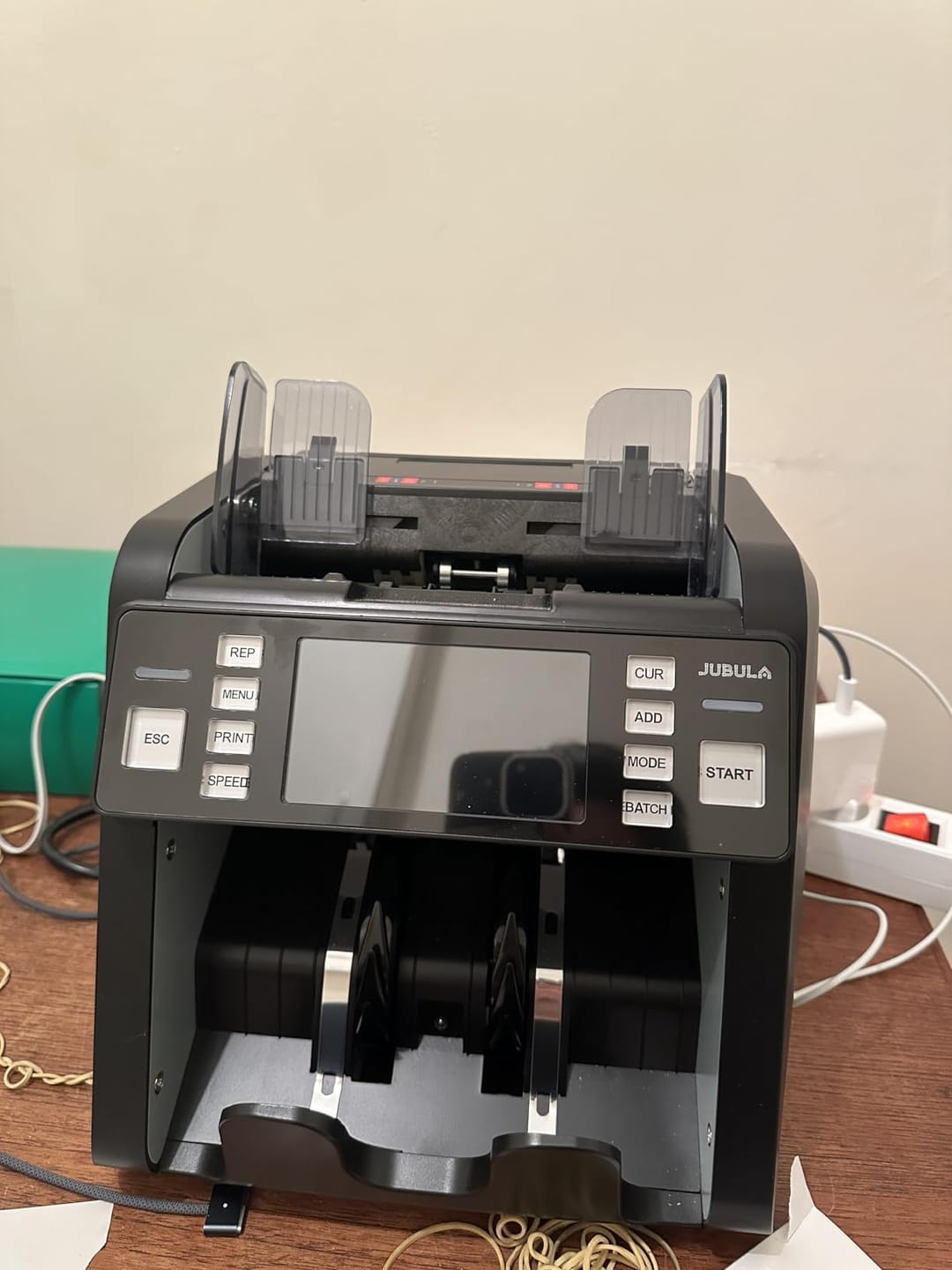 Customer photo review of Jubula MV-550 Banknote Value Counter