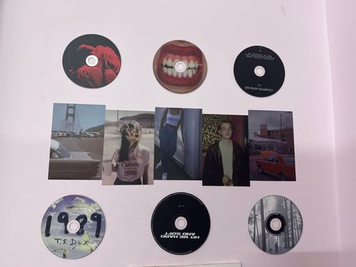 Customer photo review of MUSIC CD DECOR SET - SOFTCORE