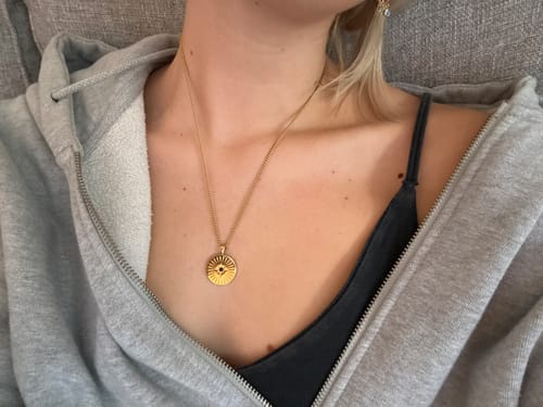 Customer photo review of Izzy Star Pendant Necklace Blue & Gold