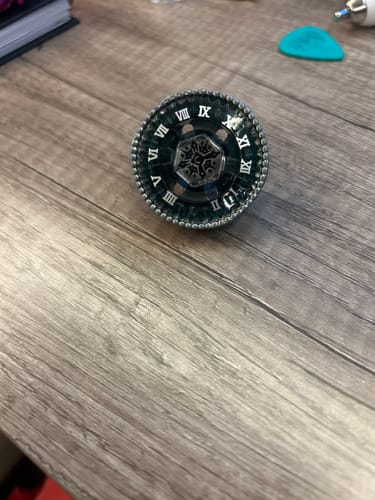 Customer photo review of Basalt Horogium / Twisted Tempo 145WD Metal Masters Beyblade Starter BB-104