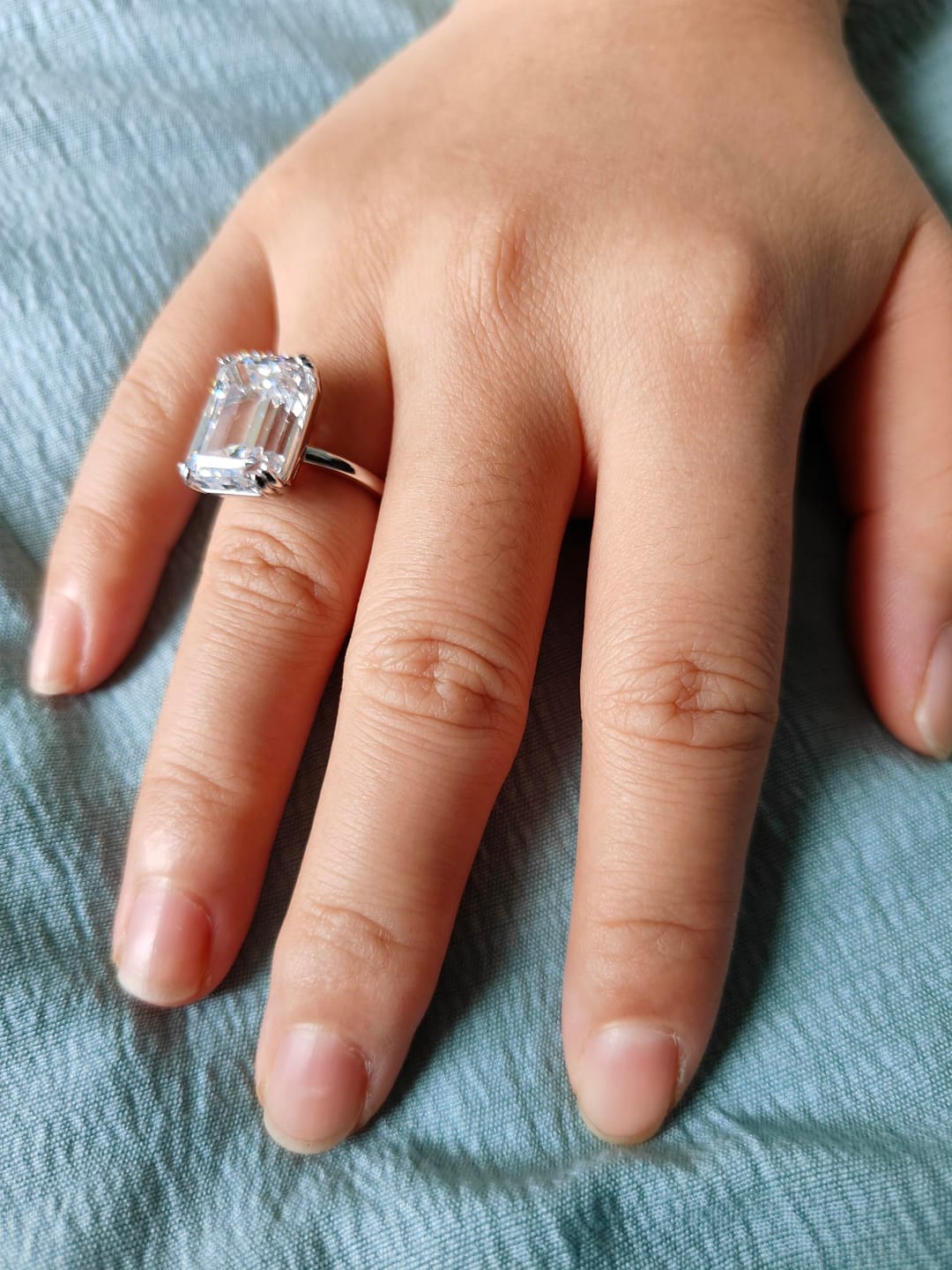 Customer photo review of S925 5.0/11.5 Ct Emerald Cut Engagement Ring In Sterling Silver Classic Everyday Wearable Ring