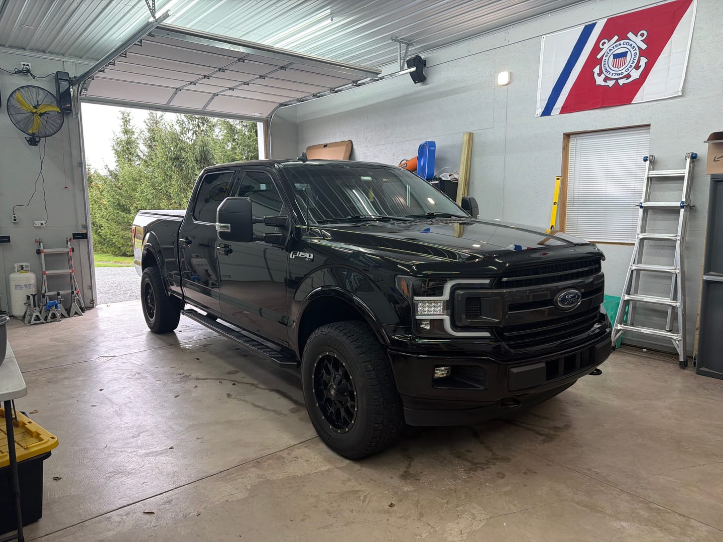 Customer photo review of Clutch - gallon