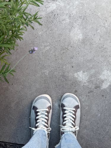 Customer photo review of Zapatilla A2. Plateada