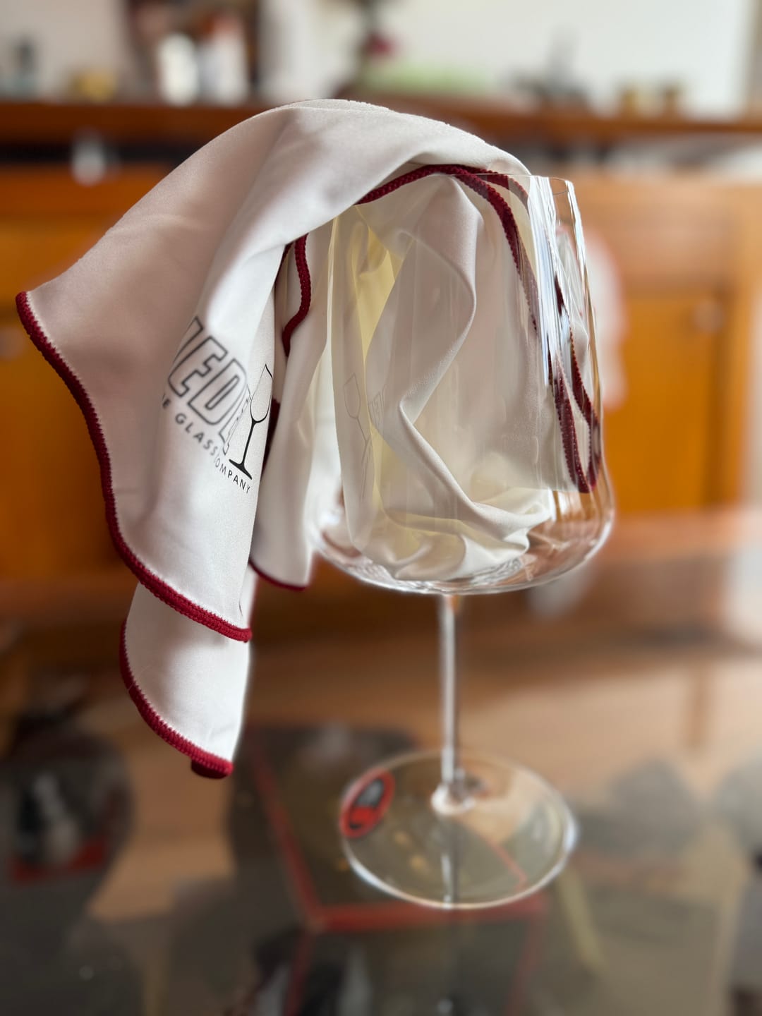 Customer photo review of PAÑO RIEDEL DE MICROFIBRA PARA LIMPIAR COPAS DE CRISTAL