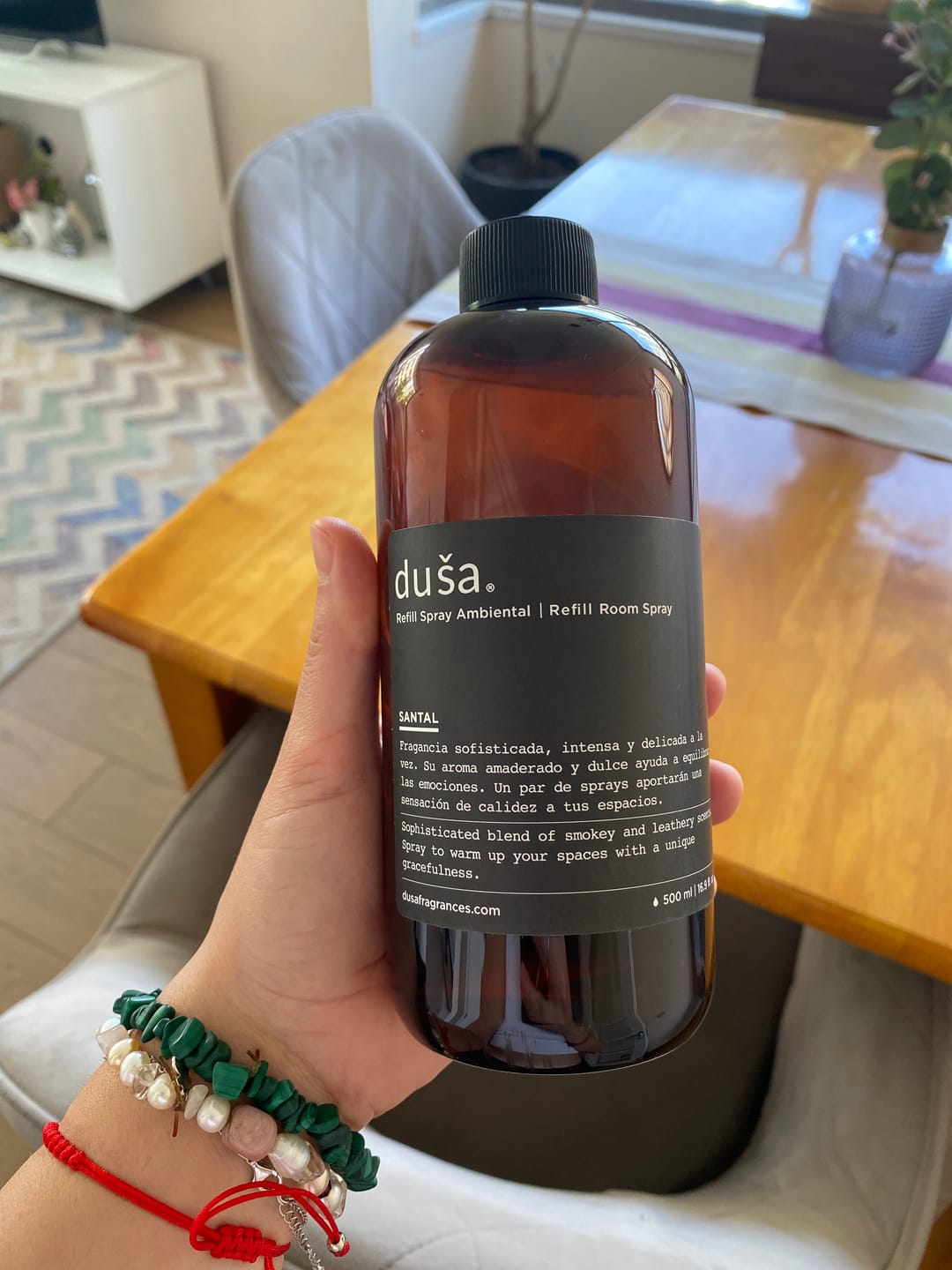 Customer photo review of Santal  - Recarga Aromatizante en Spray |  Para Telas y Ropa de Cama  -  500 ml