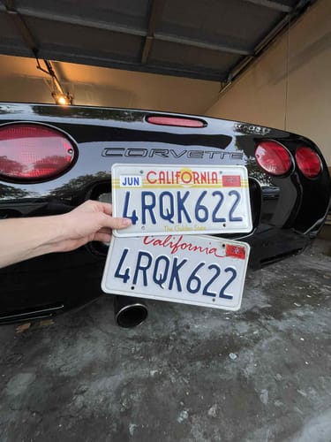 Customer photo review of 1986 CALIFORNIA THE GOLDEN STATE LICENSE PLATE 6"x12" (156.5mm x 305mm)