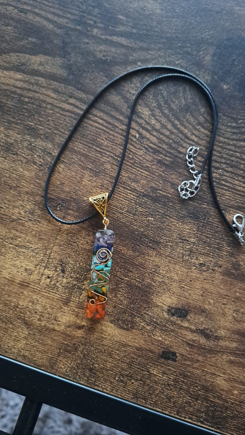 Customer photo review of 7 Chakra Orgonit Halskette