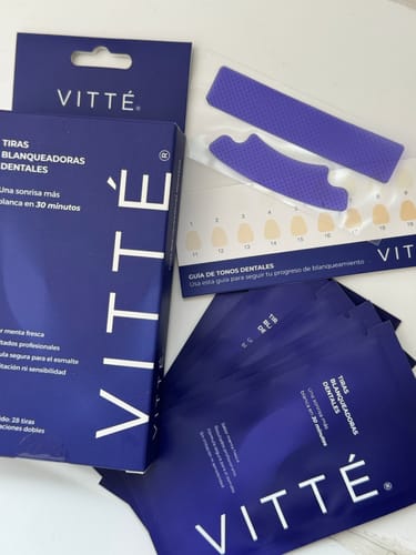 Customer photo review of Tiras Blanqueadoras Dentales VITTÉ | Tratamiento 14 días