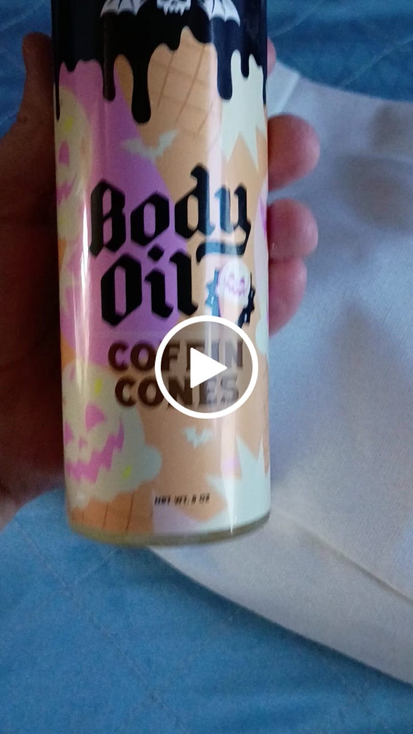 Customer video review of Coffin Cones Body Oil