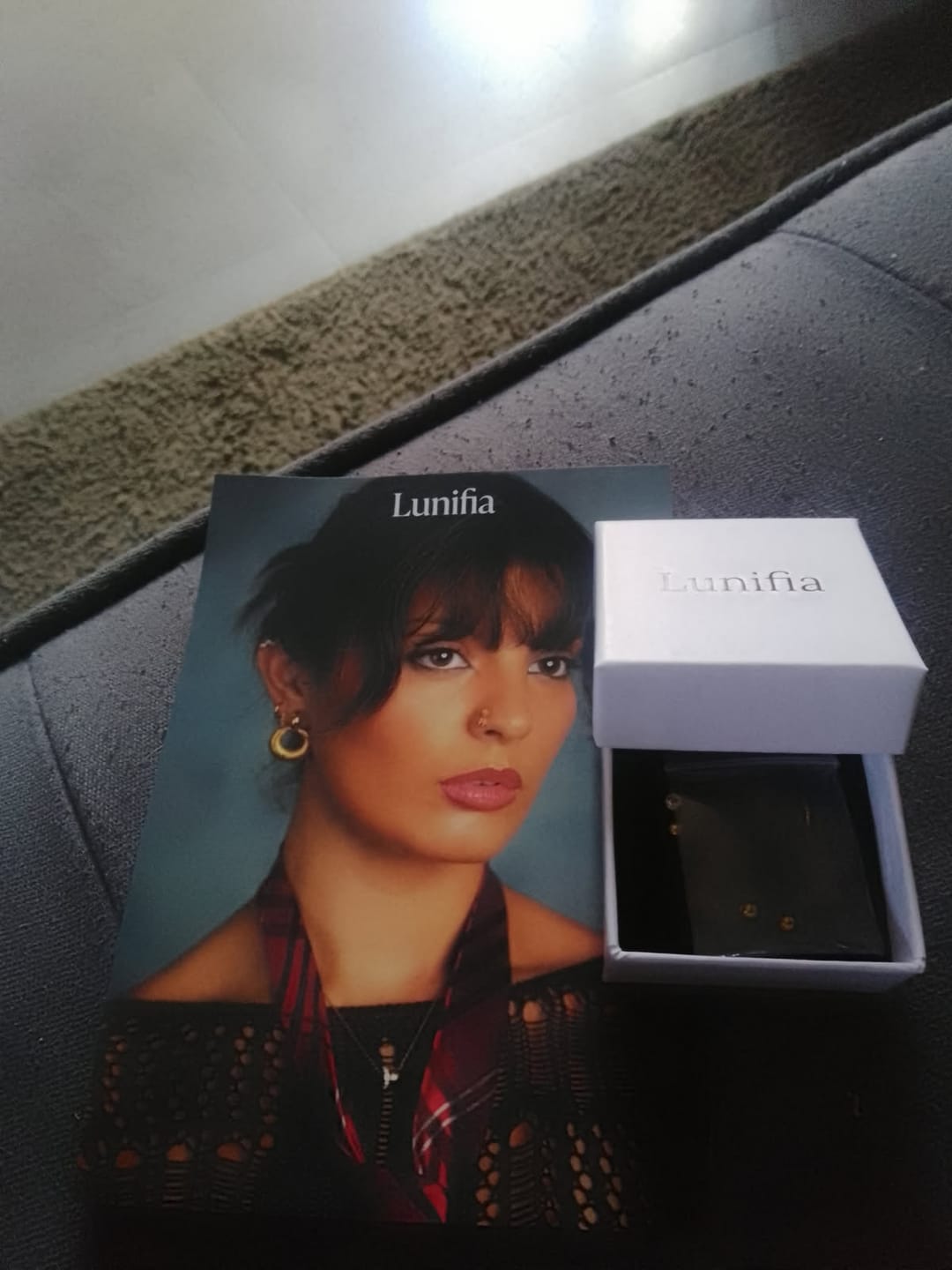 Customer photo review of Piercing au nez Anne