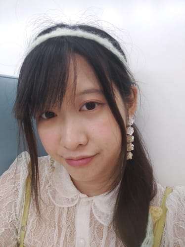 Customer photo review of Secretive Kristin Plus - 橄欖色