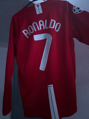 Customer photo review of Ronaldo 2008 - Manga Larga
