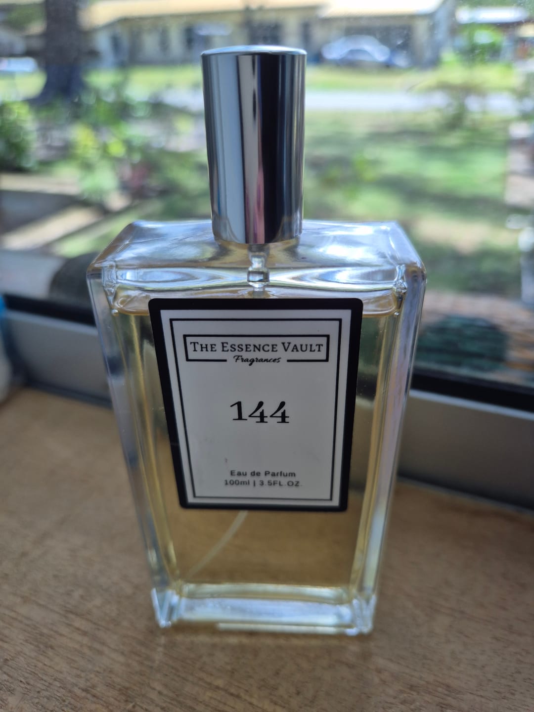Customer photo review of Inspired by La Vie Est Belle - 144