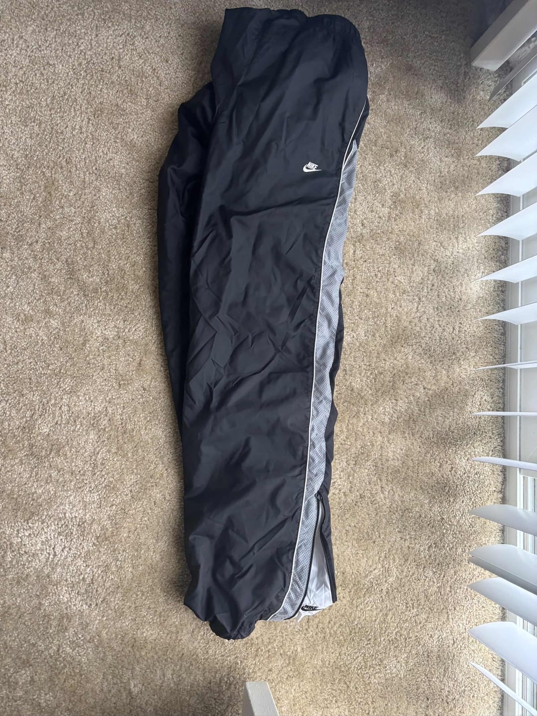 Customer photo review of Nike Vintage Track Pants RARE 2000s (L)