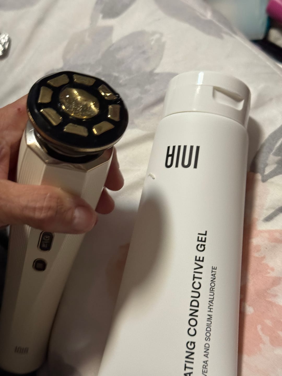 Customer photo review of INIA FLARE Microcurrent Facial Device