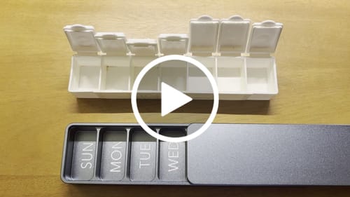 Customer video review of Weekly Case