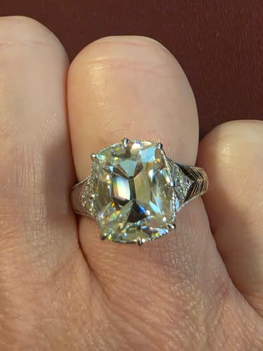Customer photo review of Group Order fantasy-inspired vintage all shape all color available moissanite/colored gem engagement ring