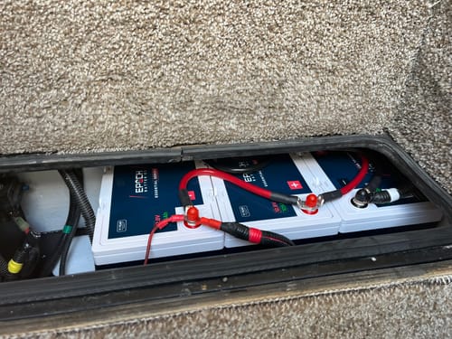 Customer photo review of 12V 105Ah Essential Series - Bluetooth & Heated LiFePO4 Battery