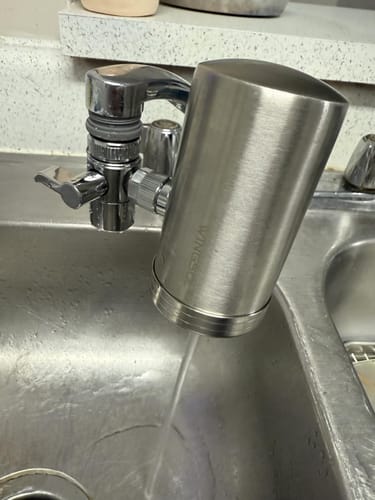 Customer photo review of AguaCure NanoFilter™ Filtro Purificador de Agua de Acero Inoxidable