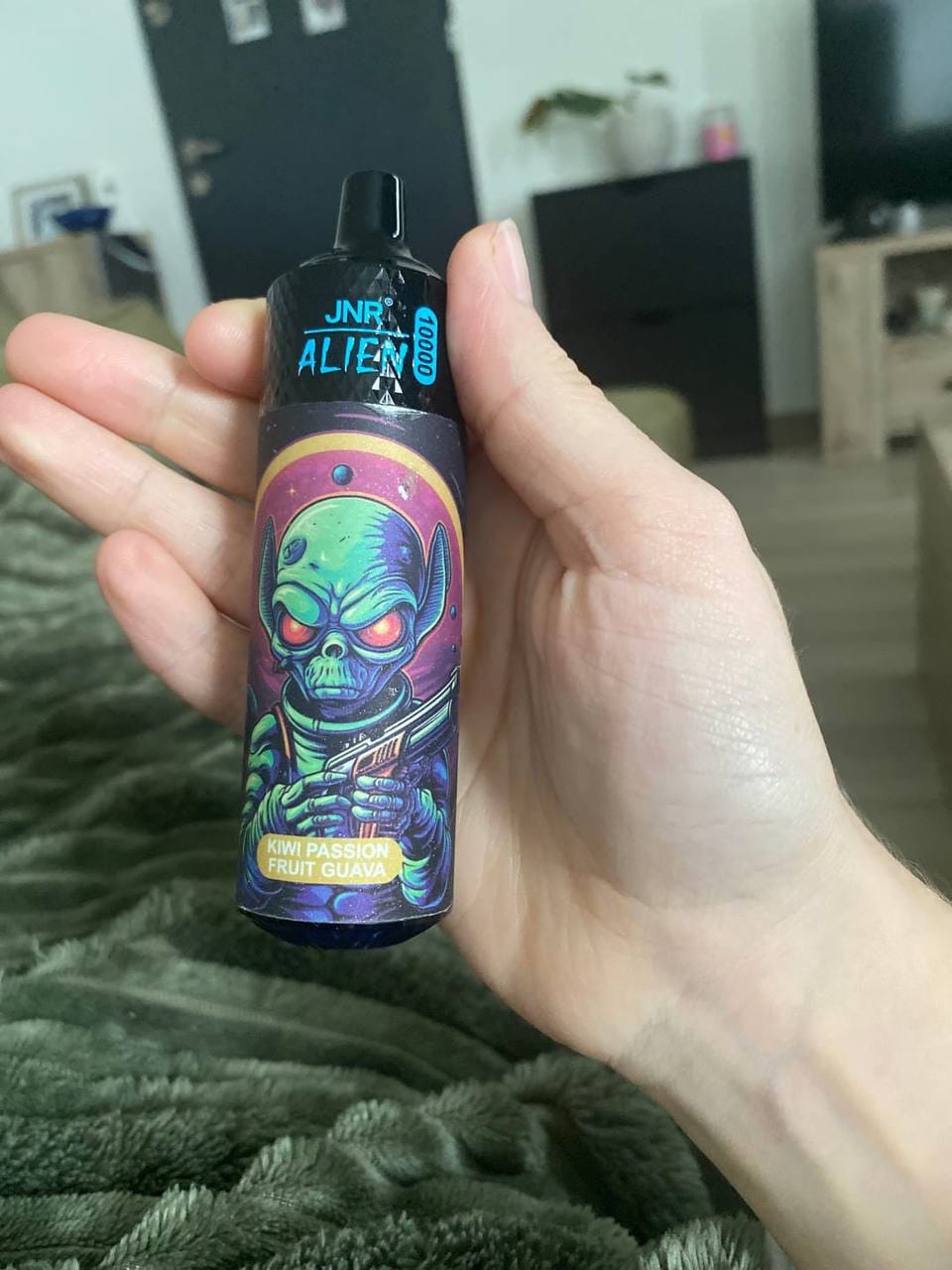 Customer photo review of JNR - Alien - 10K - Jednorazówki - E papieros - 2% - 10000 Buchów