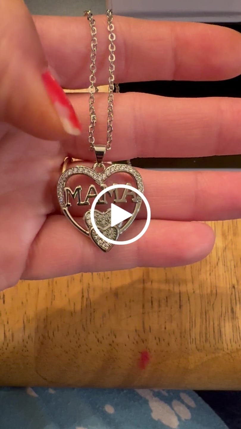 Customer video review of Selena 18k White Gold Plated Mama Heart Pendant Necklace with Simulated Diamond Crystals