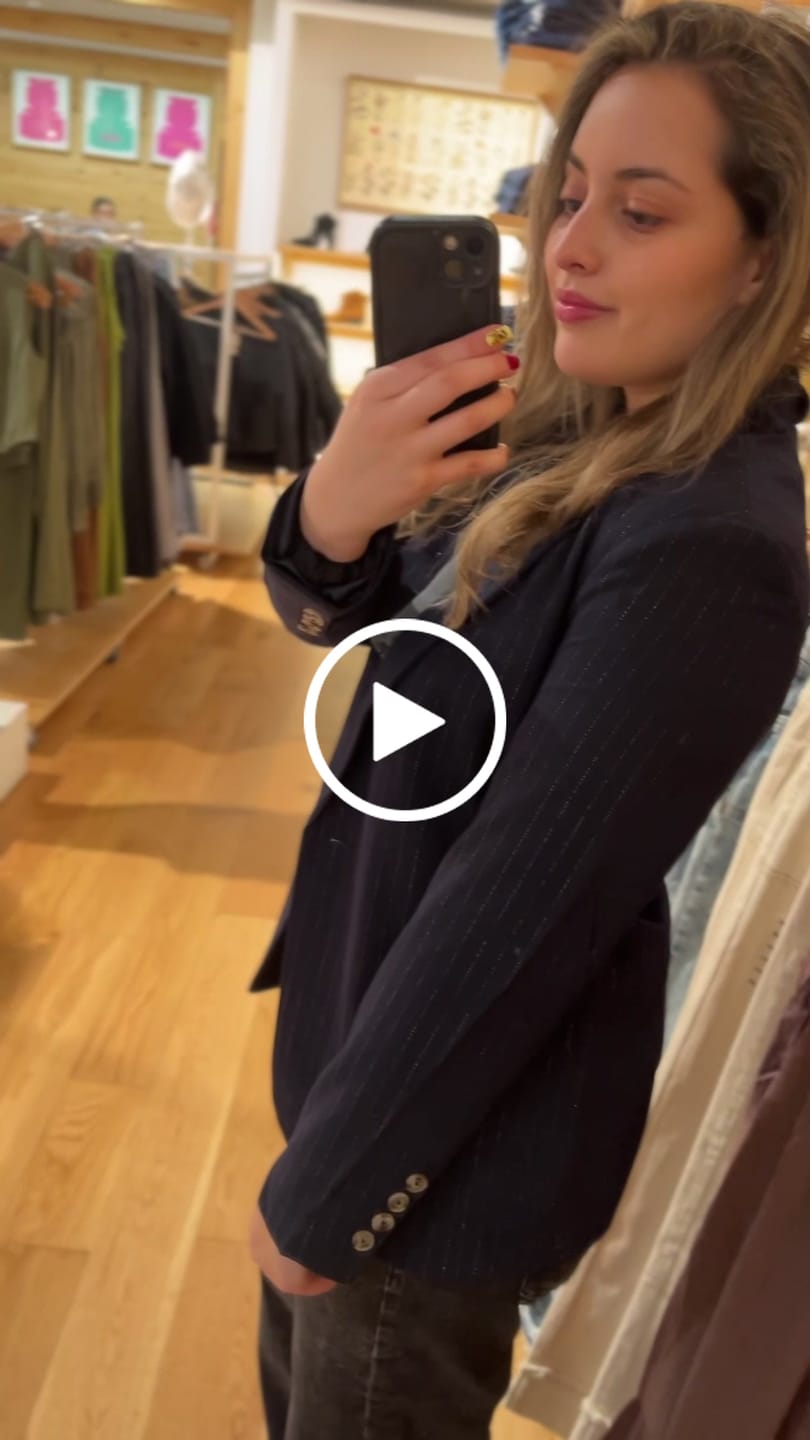 Customer video review of Blazer Raya Lurex Grey