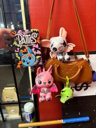 Customer photo review of Batties Plush Pendant Blind Box