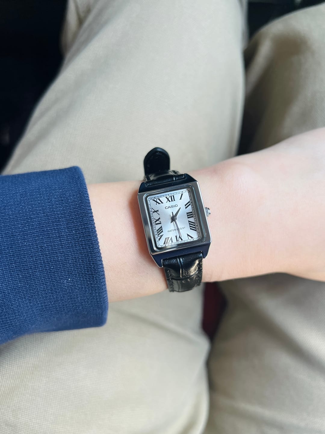 Customer photo review of Reloj Casio Tank Análogo LTP-V007L-7B1UDF Cuero Dial Plateado