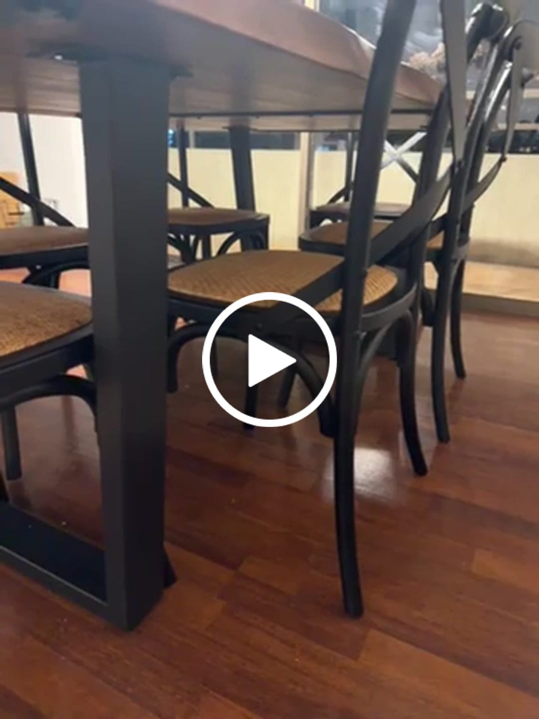 Customer video review of Silla Madera Tradition Rattan Negro