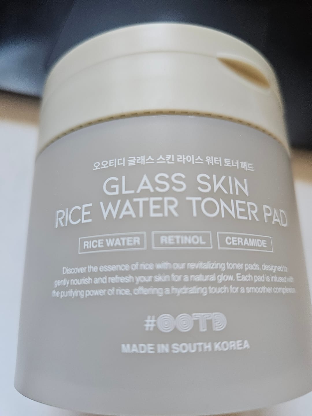 Customer photo review of СТЪКЛЕНА КОЖА Тонер - Падове с РЕТИНОЛ срещу бръчки OOTD R+Glass Skin Rice Water Toner Pad