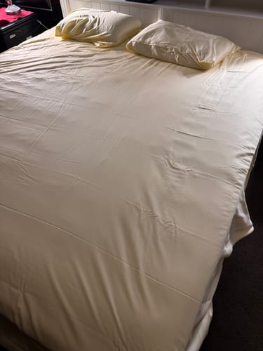 Customer photo review of TENCEL Eucalyptus Cooling Bed Sheet Set