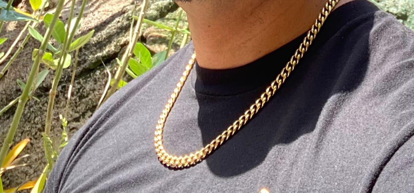 Customer photo review of Cuban Link Chain 8mm - Gold RG1002