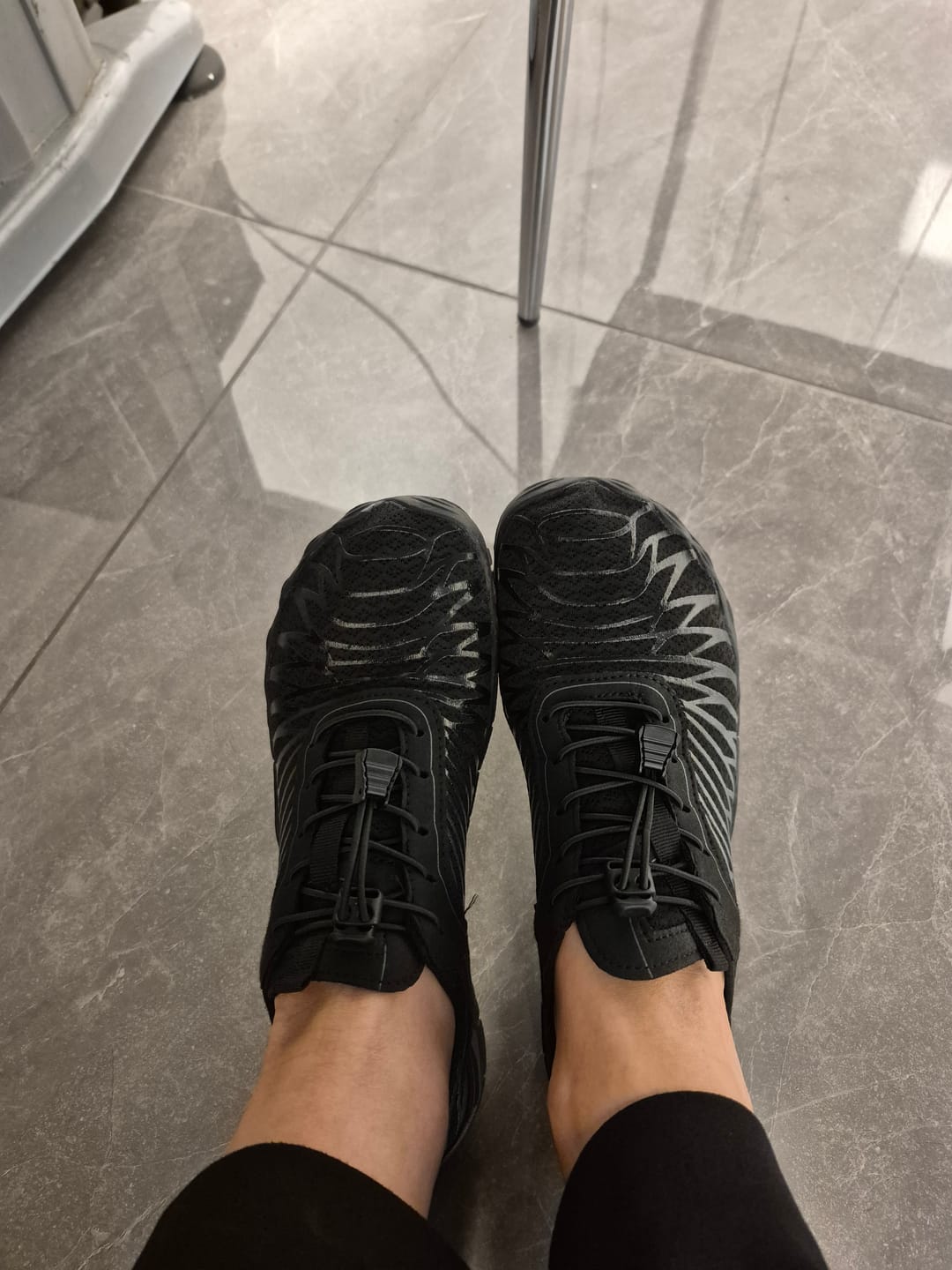 Customer photo review of מנור קלאוד - נעלי ברפוט