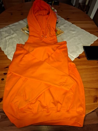 Customer photo review of Andere Hunde bekommen Kommandos - Personalisierbarer Hoodie Unisex Rückendruck