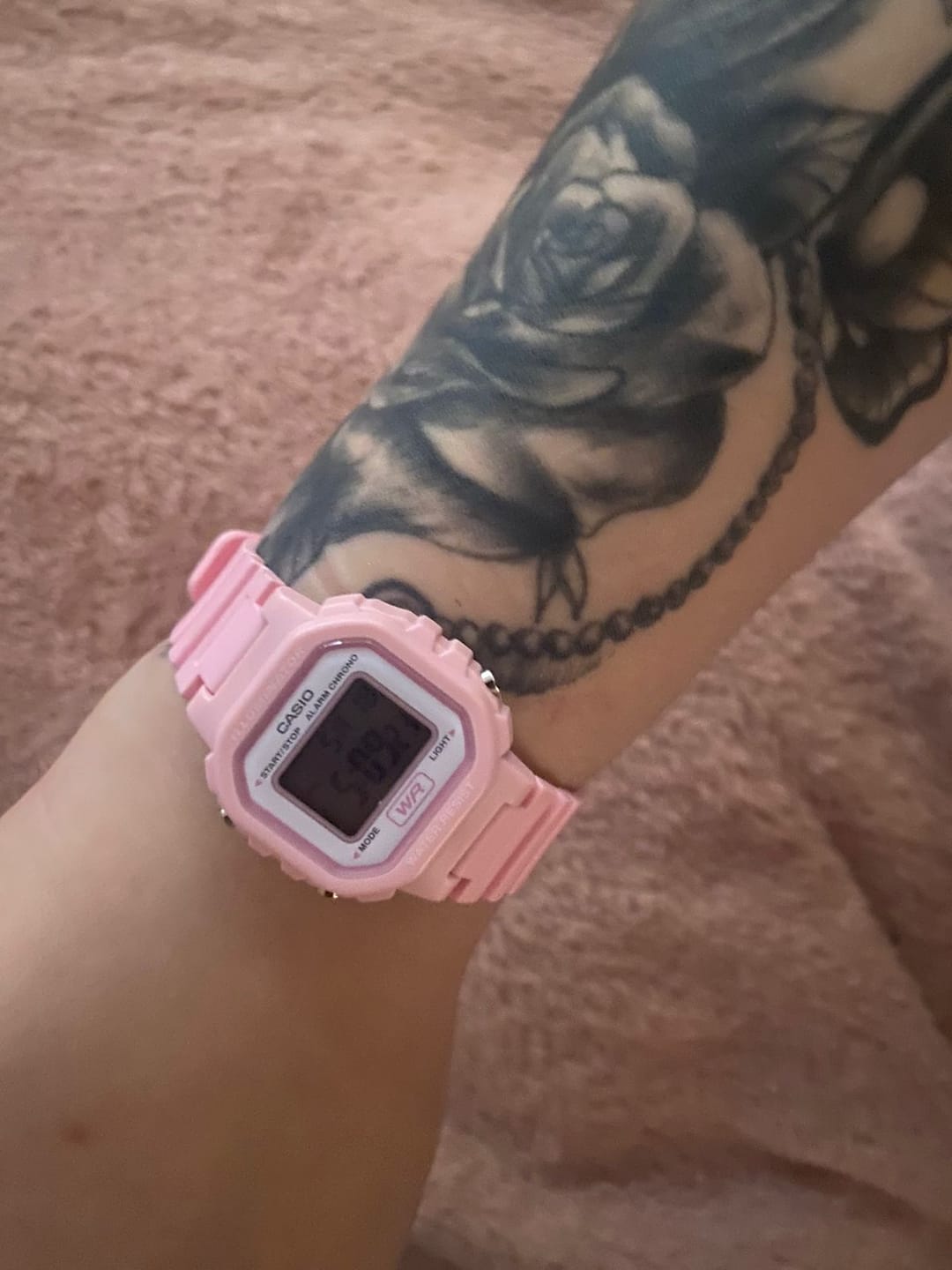 Customer photo review of Reloj Casio Vintage LA-20WH-4A1DF Rosado