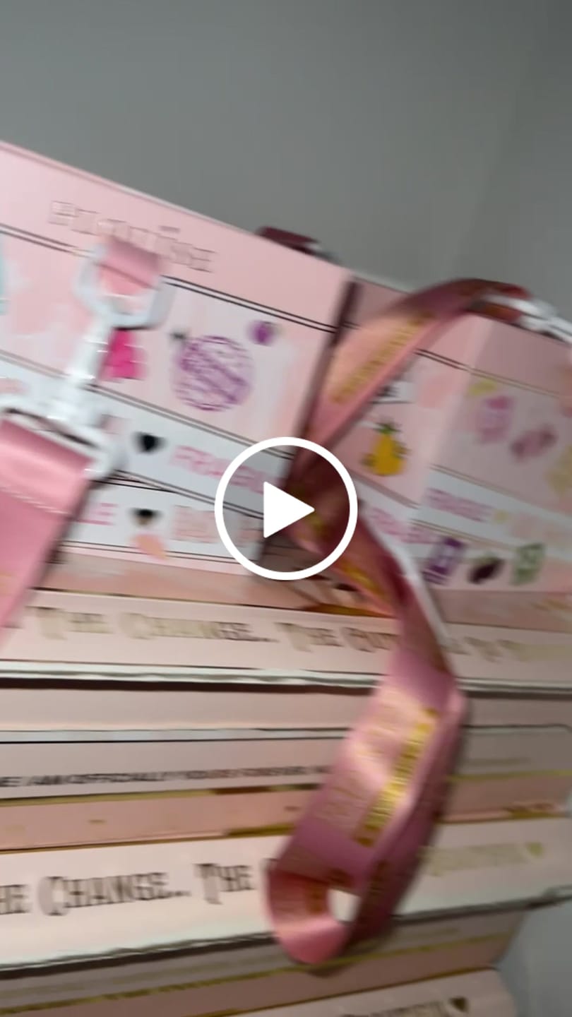 Customer video review of P.Louise Bad Bitch Cube Box Bag Large