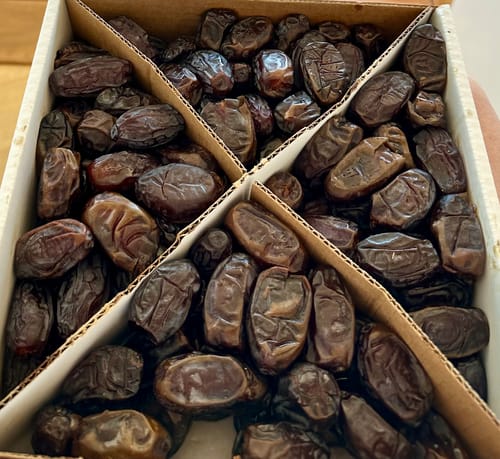 Customer photo review of Soft Rutab Medjool Dates