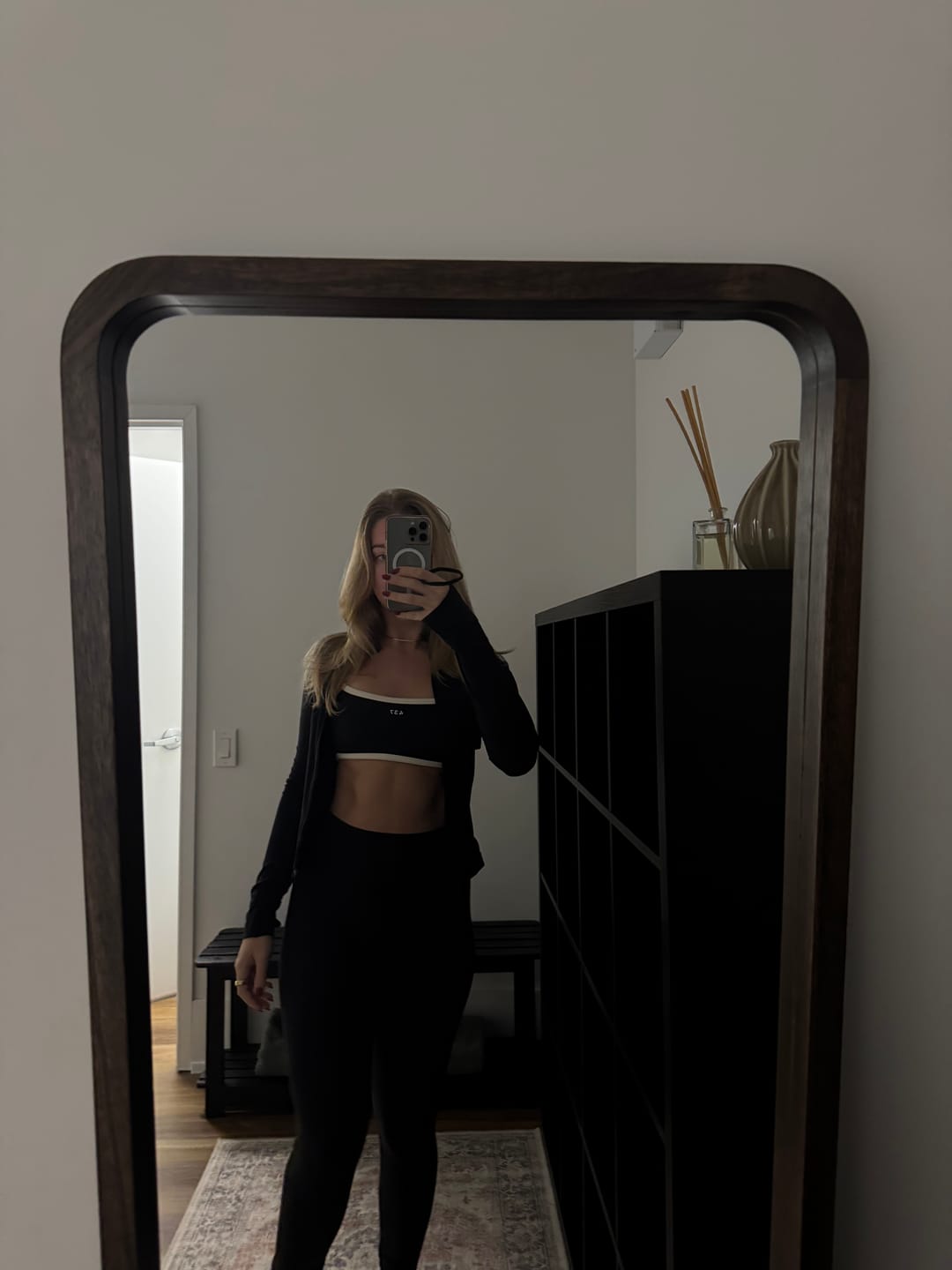 Customer photo review of The Essentials Legging / Black