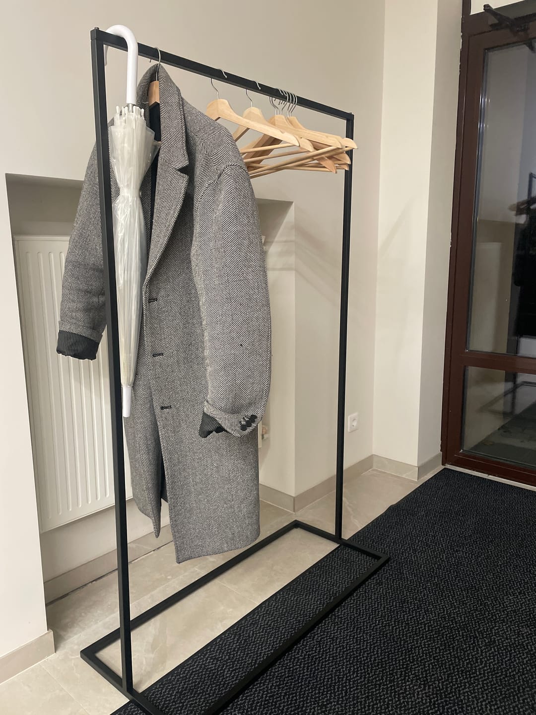 Customer photo review of Kabykla rūbams SILENCE