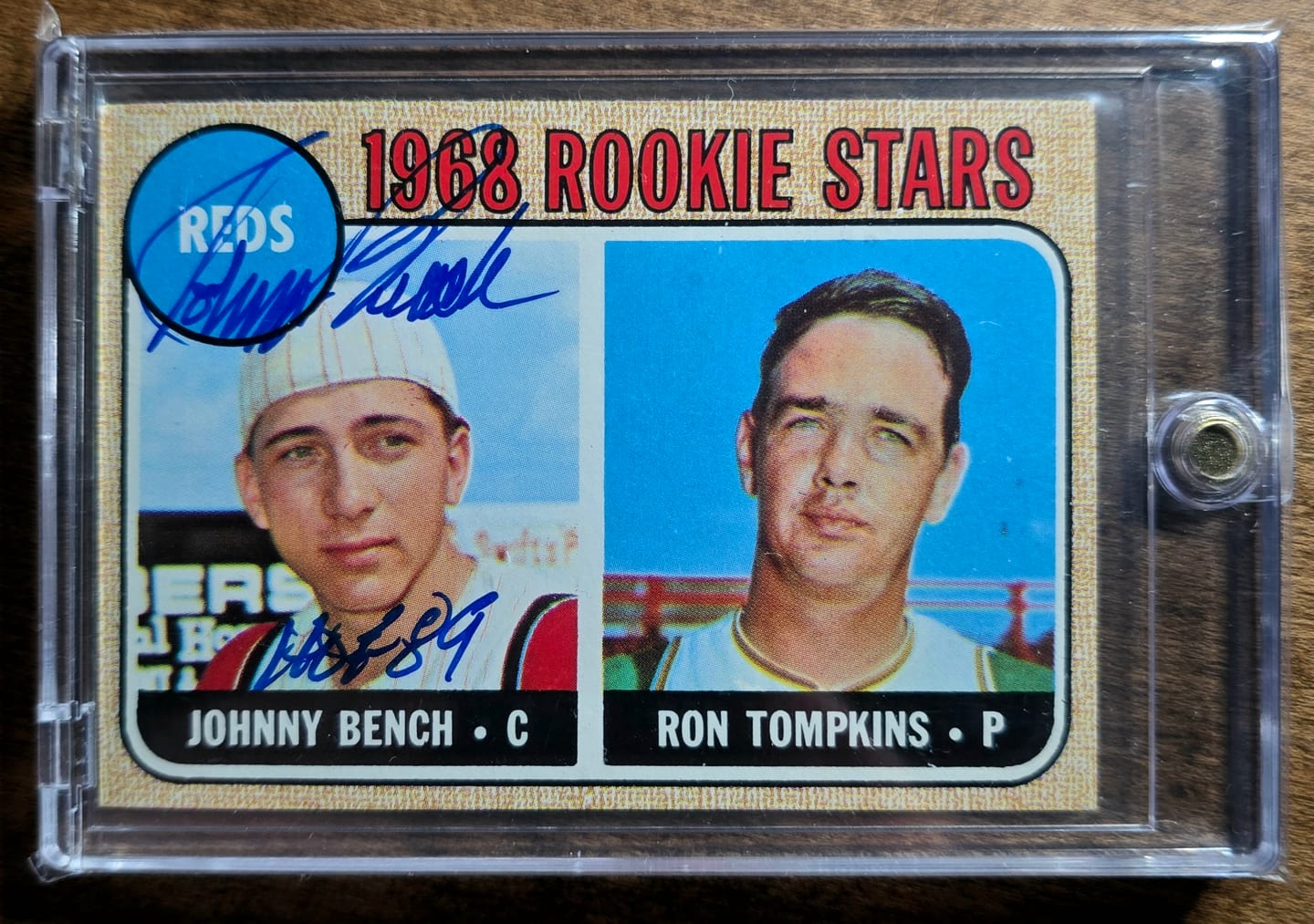 Customer photo review of JOHNNY BENCH AUTOGRAPH SIGNING