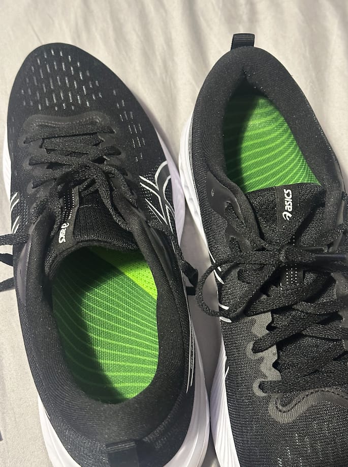 Customer photo review of Recuvv Pain Relief Insoles