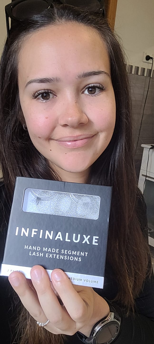 Customer photo review of Infinaluxe Pre-mapped Segment Lash Extensions – 3 x pairs