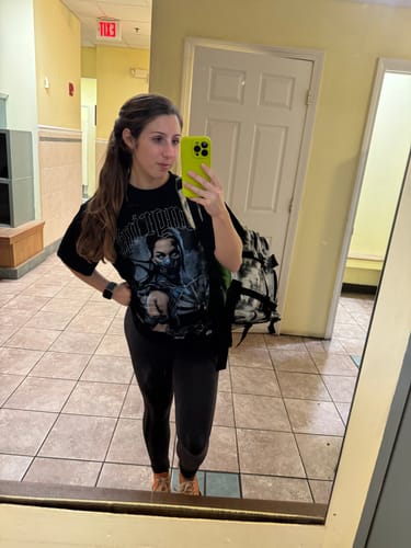 Customer photo review of [Limited Edition] 'Mortal Kombat: Kitana' Heavyweight T-Shirt