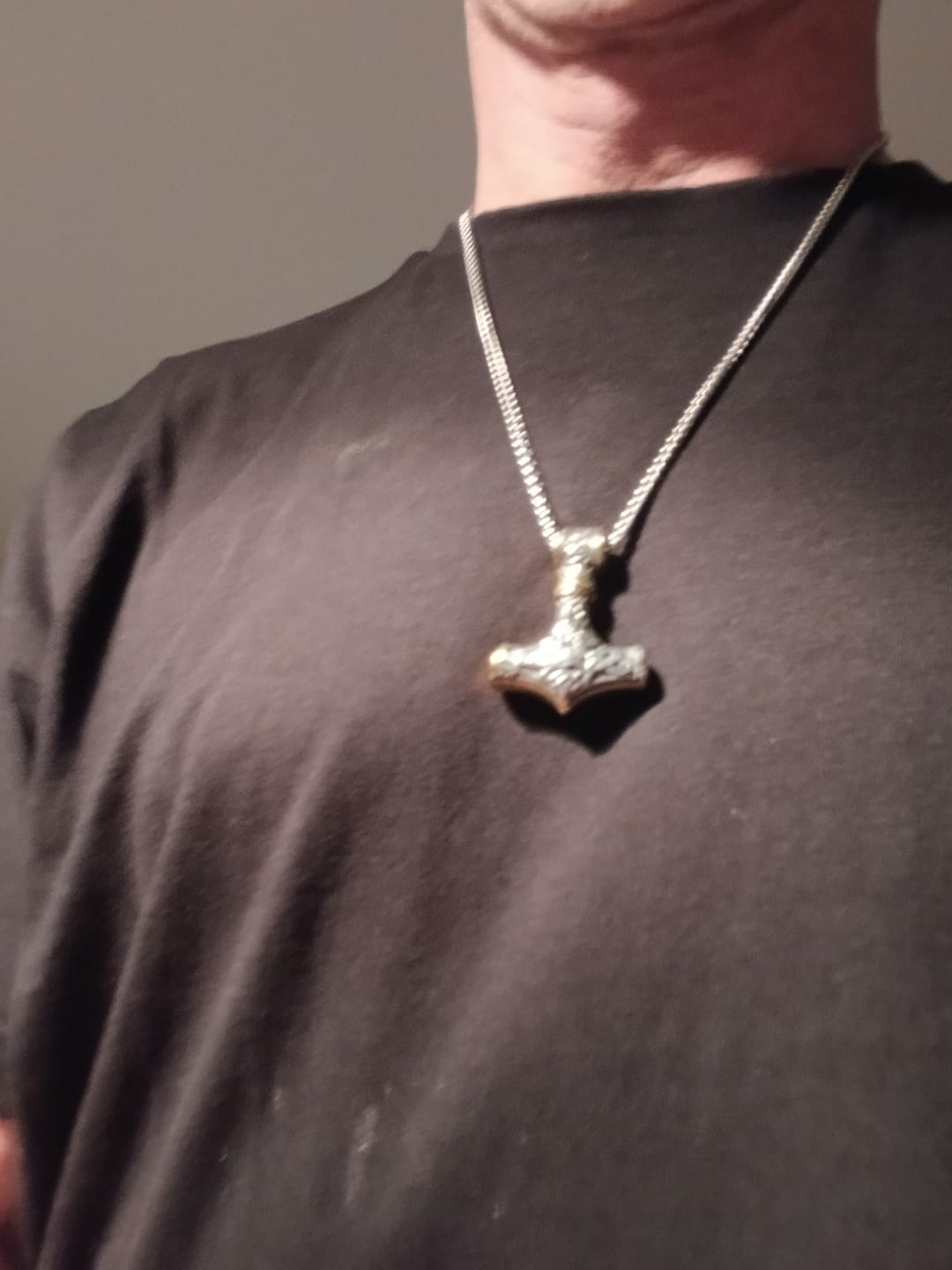 Customer photo review of Mjölnir Necklace – The Hammer of Thor
